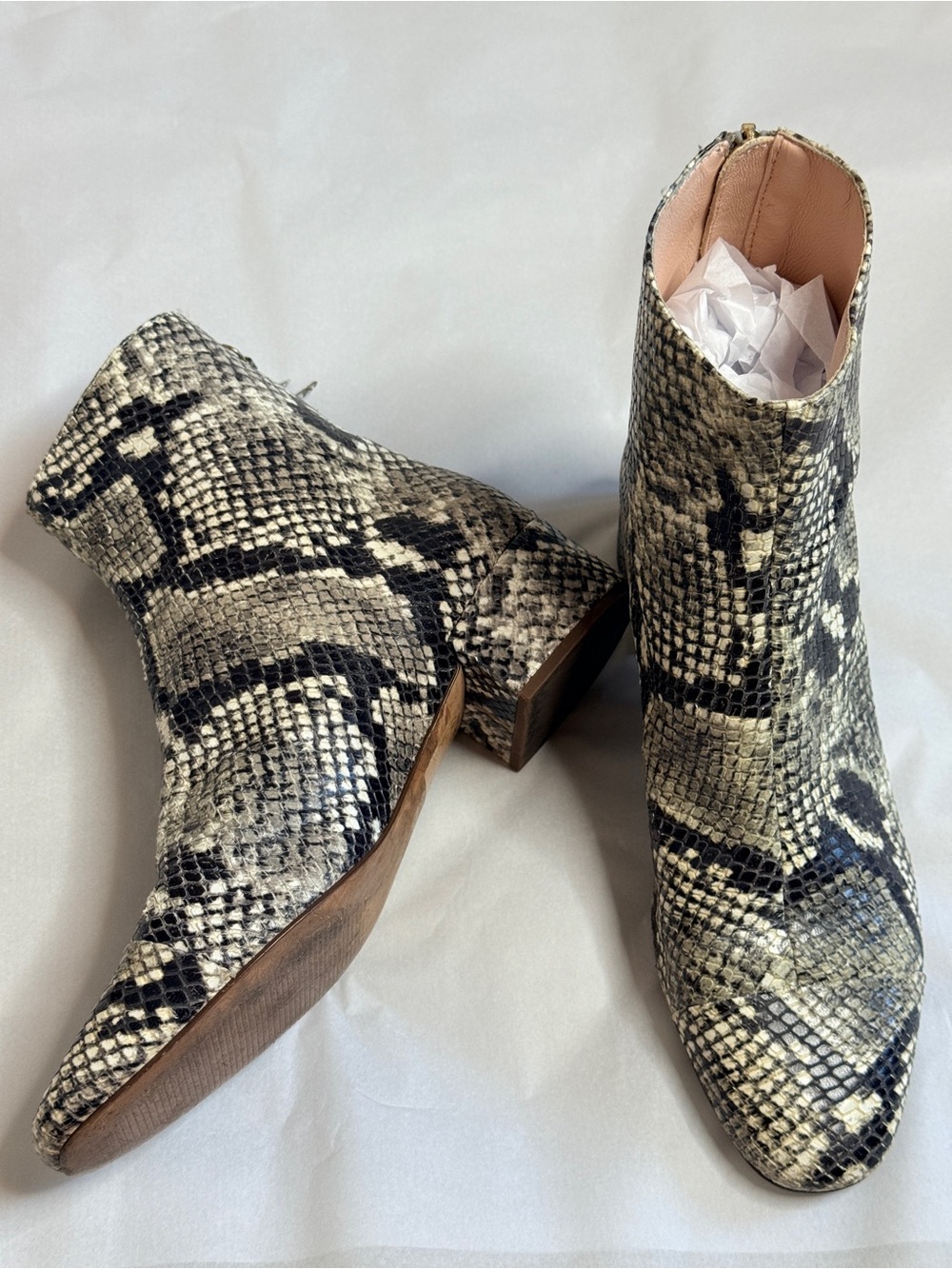 J.Crew Sadie Ankle Boot Snake Embossed Leather 6.5 EUC K0006